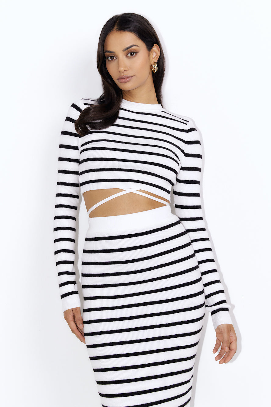 Set On You Knitted Crop Top White