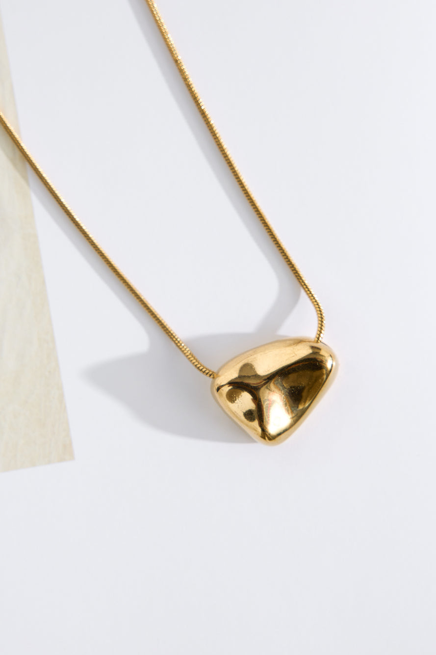 18k Gold Plated Pebble Necklace Gold