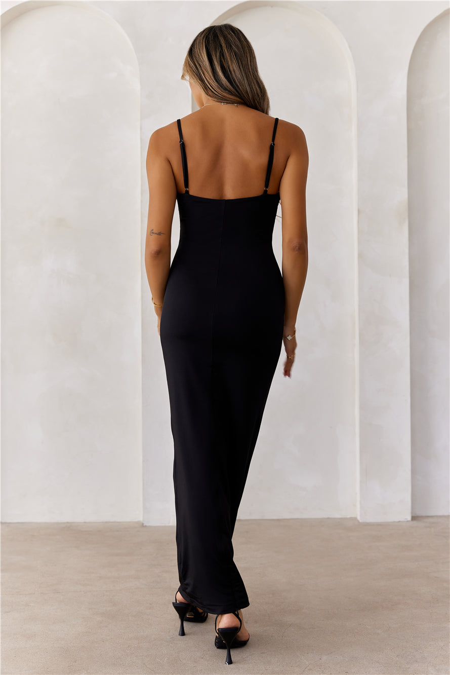 HELLO MOLLY BASE Smoothing Thin Strap Maxi Dress Black