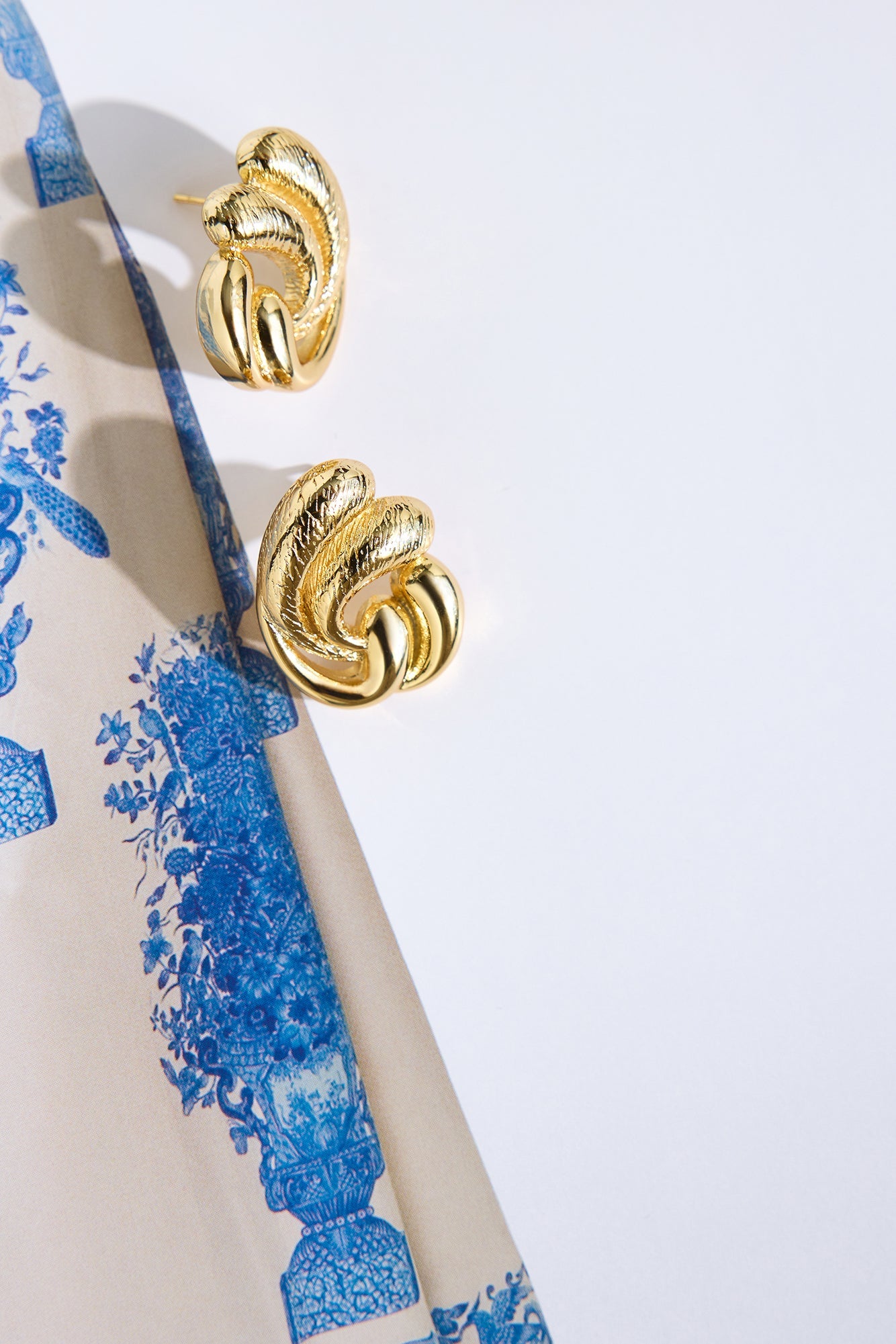 18k Gold Plated Zephyr Earrings Gold