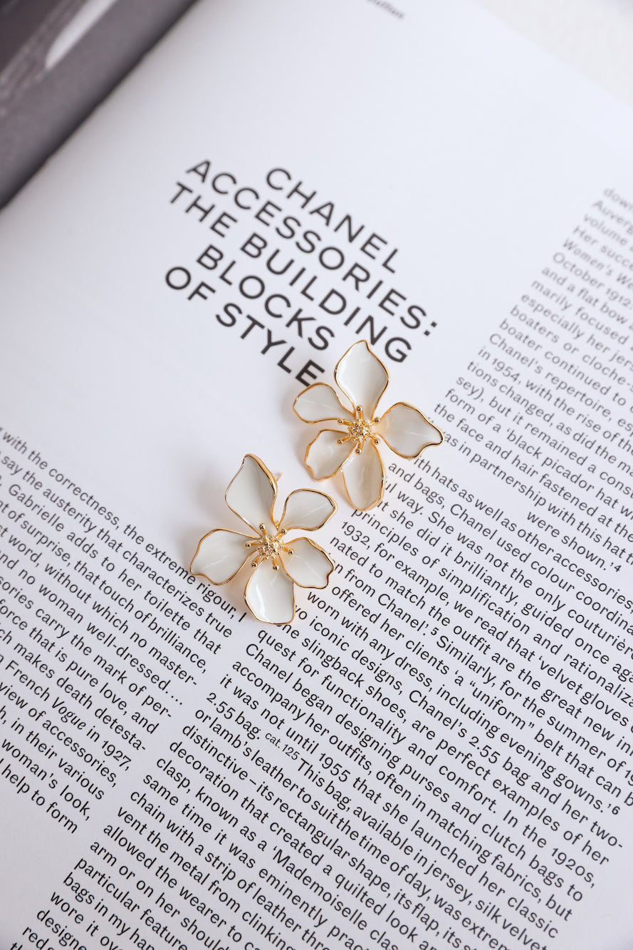 18k Gold Plated Hawaii Flowers Earrings Gold