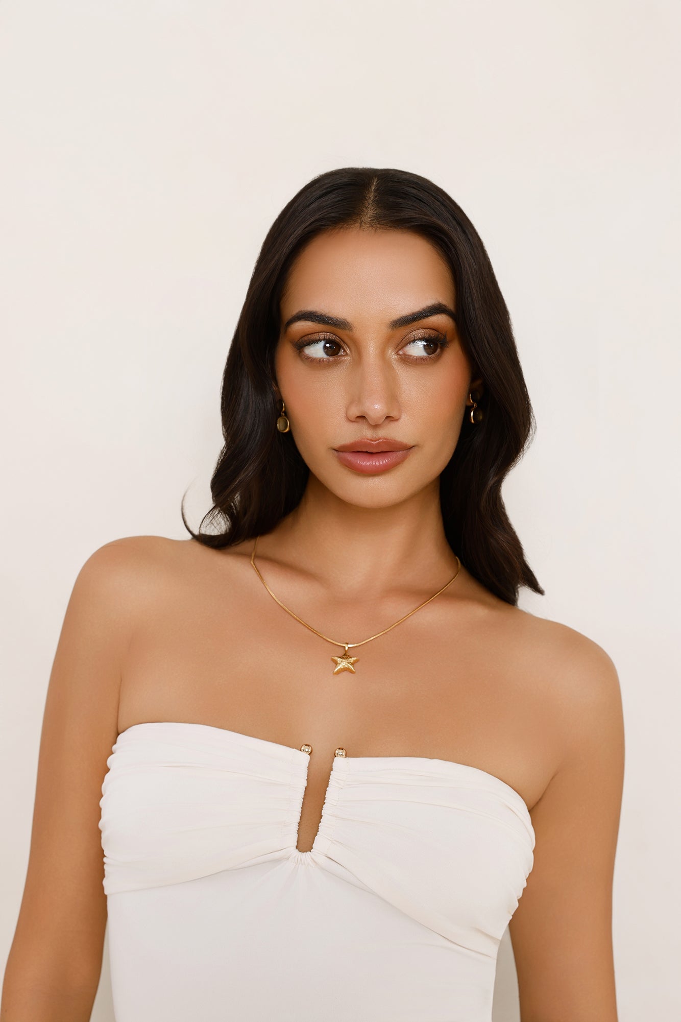 18k Gold Plated Showgirl Necklace Gold