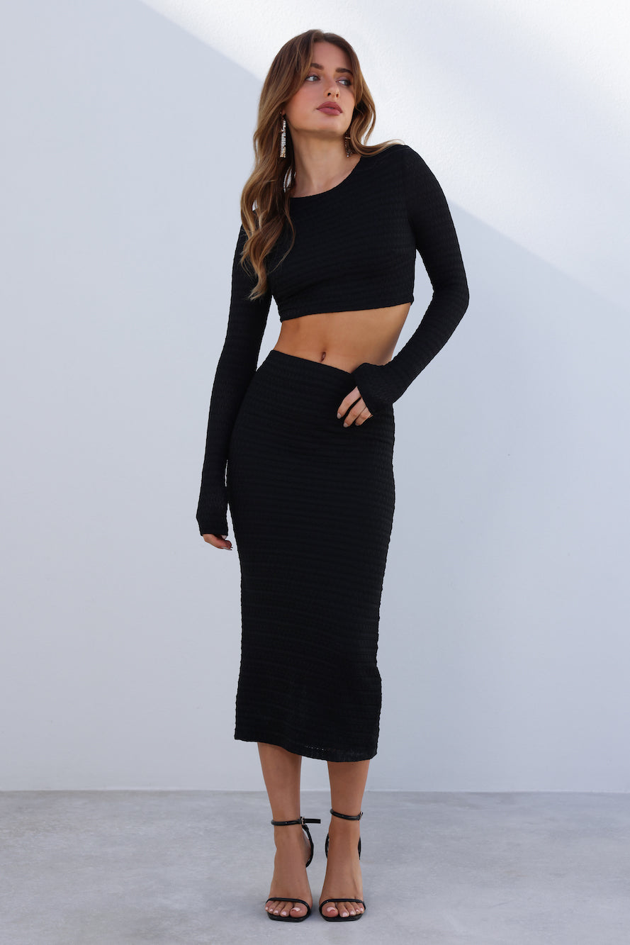 Island At Dusk Crop Top Black
