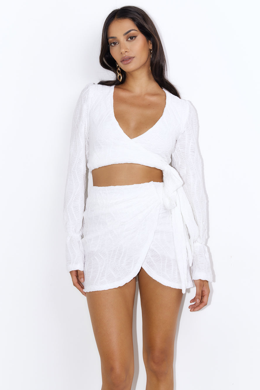 Seen First Crop Top White